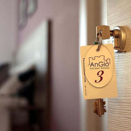 Angio Holiday Rooms Neapel Exterior foto